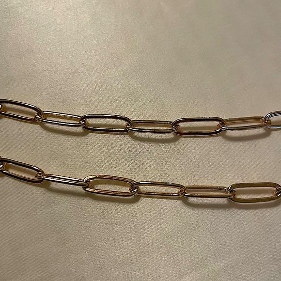 Set of 3 of Paperclip Chain Link Necklaces- 1 ea Gold, Rose-gold & Silver - Picture 3 of 9